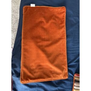 Pillow Cases Decorative 12x20 Cutter Material?